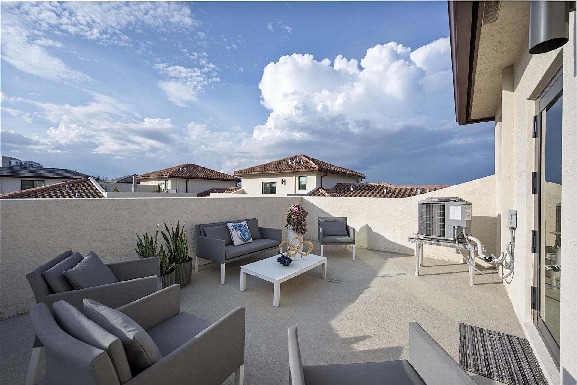 8321 Central Park Boulevard, Doral, FL 33166 Photo