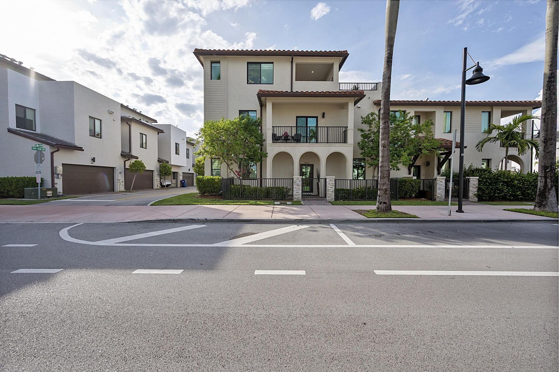 8321 Central Park Boulevard, Doral, FL 33166 Photo