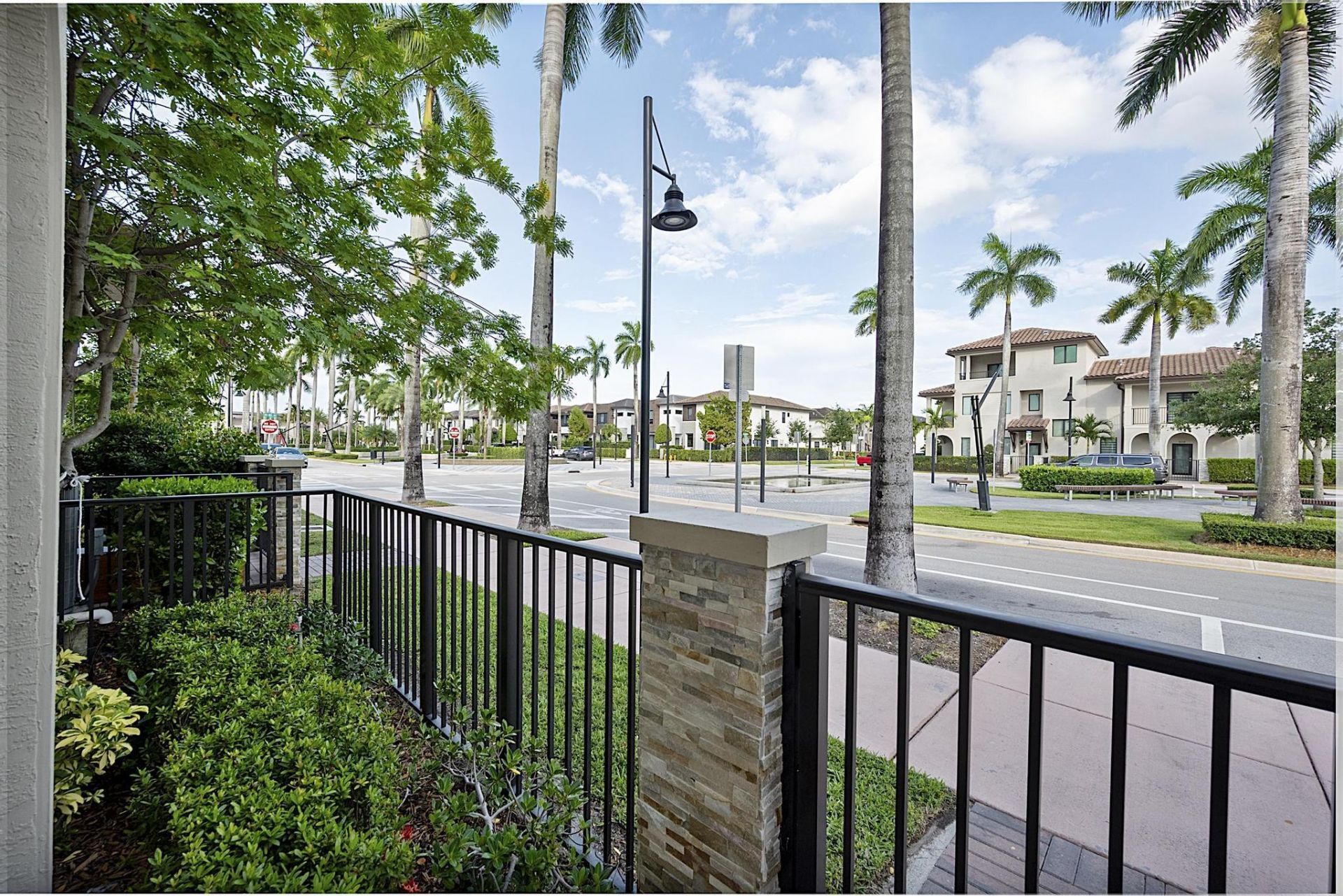 8321 Central Park Boulevard, Doral, FL 33166 Photo