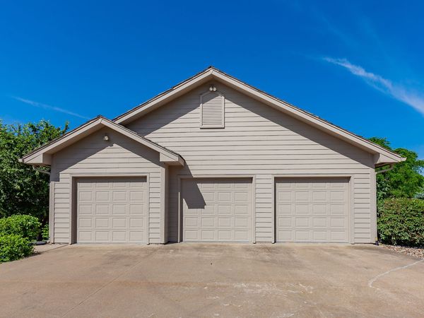 31982 Napa Valley Drive, Waukee, IA 50263