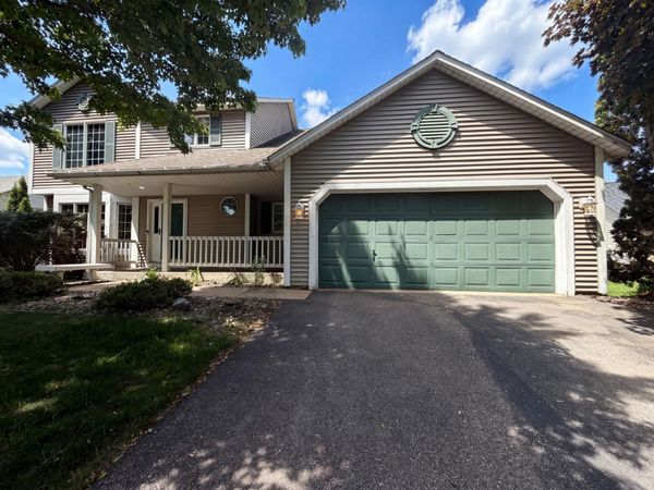9394 71st Bay S, Cottage Grove, MN 55016