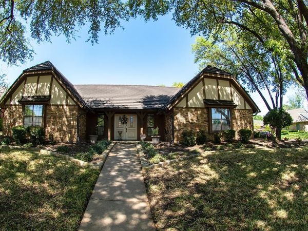 5601 Dye Drive, Arlington, TX 76013