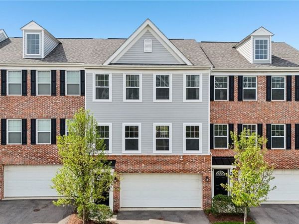202 Faulk , Warrendale, PA 15086