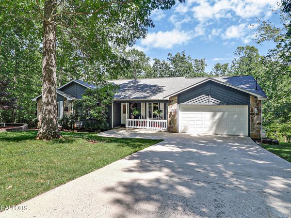 159 Ivy Brook Lane, Crossville, TN 38558