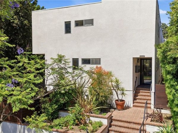 2147 N Beachwood, Unit 4, Los Angeles, CA 90068