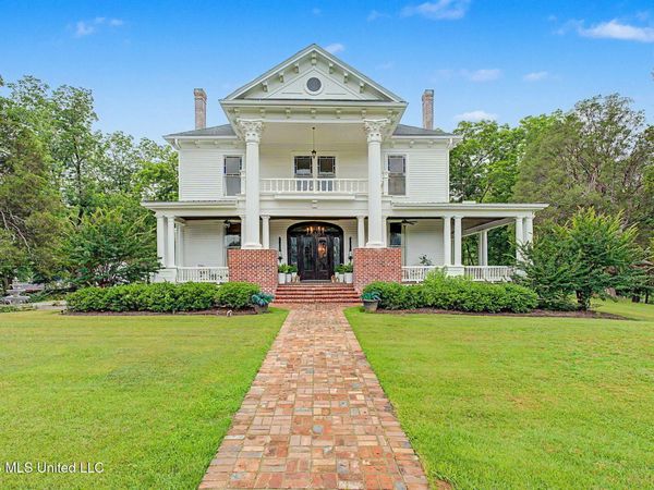 118 Highway 309 , Byhalia, MS 38611