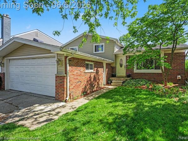 22606 Manor Street, St. Clair Shores, MI 48081