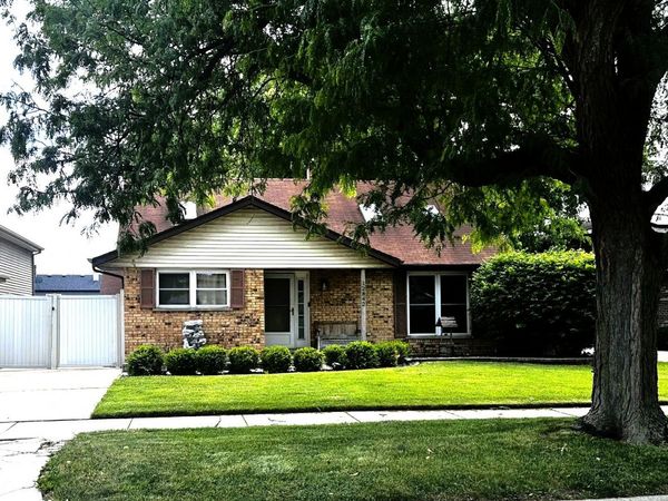 12842 S Orchard Lane, Alsip, IL 60803