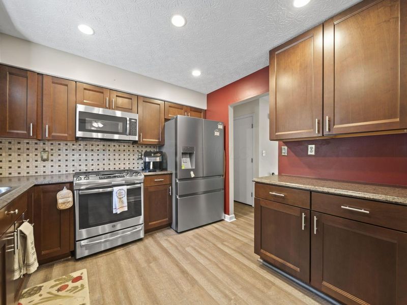 3767 Bridle Court, Columbus, OH 43221 Photo 12