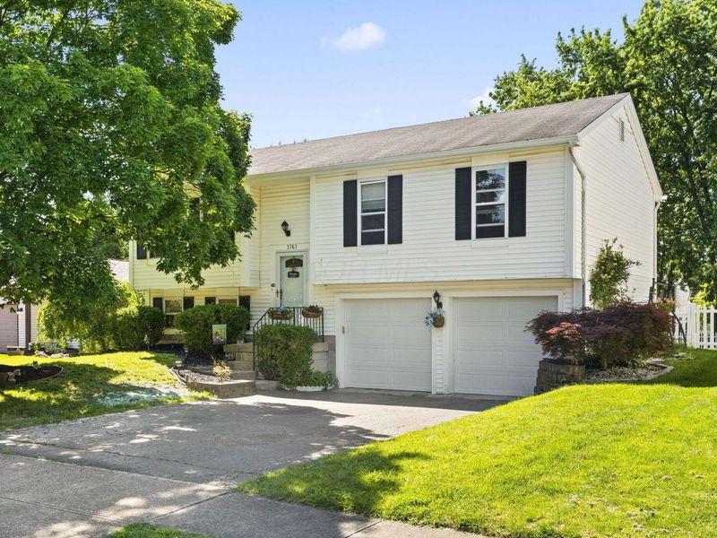 3767 Bridle Court, Columbus, OH 43221 Photo 3