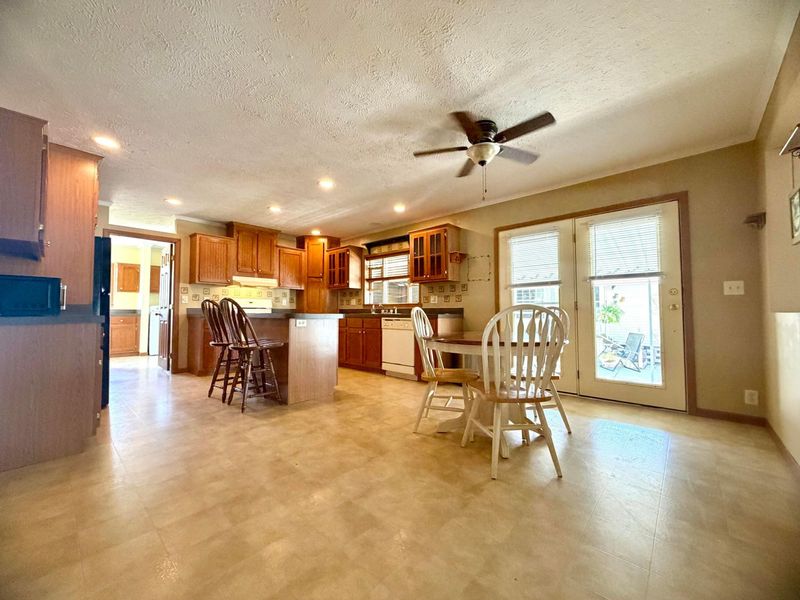 4361 Todd Place, Columbus, OH 43207 Photo 10