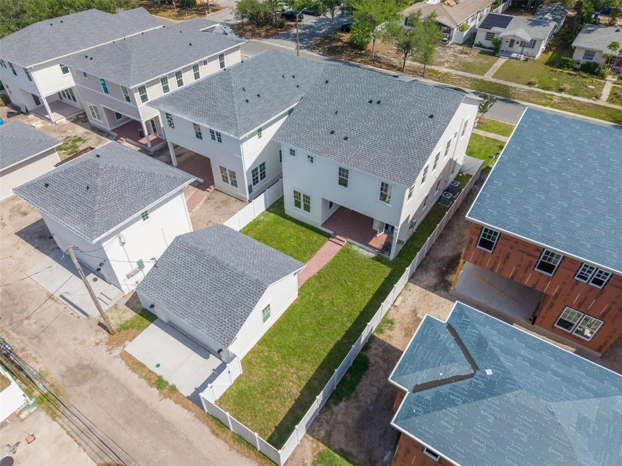 465 47th Avenue N, Saint Petersburg, FL 33703 Photo