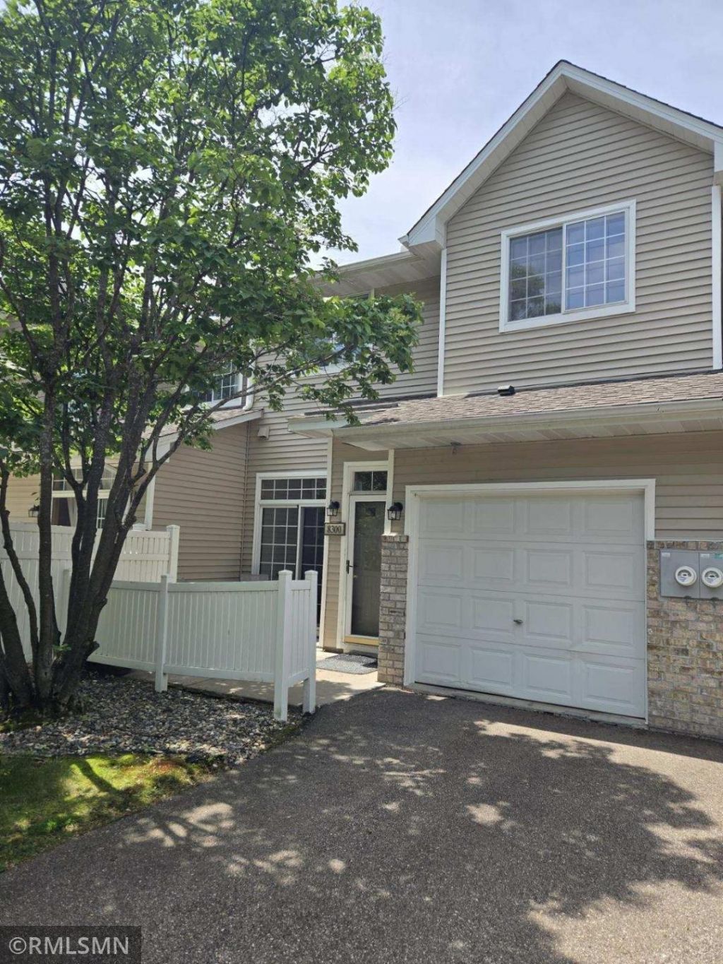 8300 Kimball Drive, Eden Prairie, MN 55347