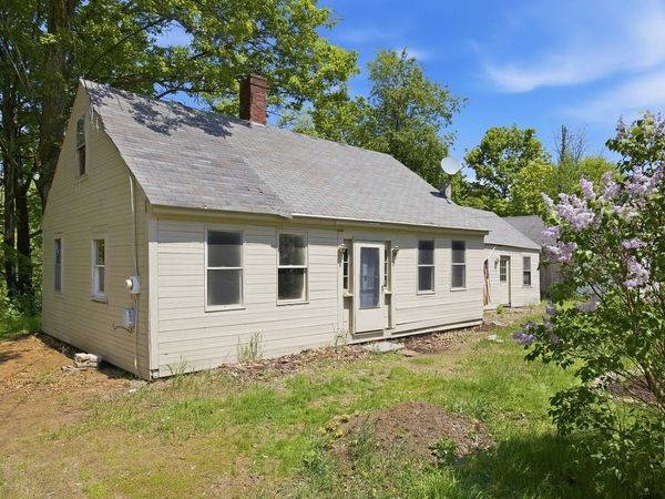 307 School Street, Rumney, NH 03266