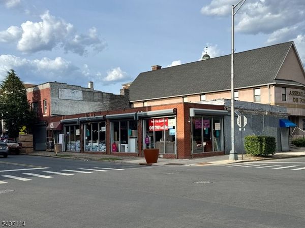 1137 Dickinson St, Elizabeth, NJ 07201