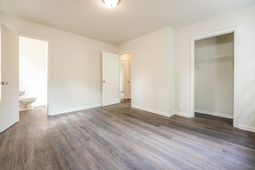 313 Water Oak Drive photo 4
