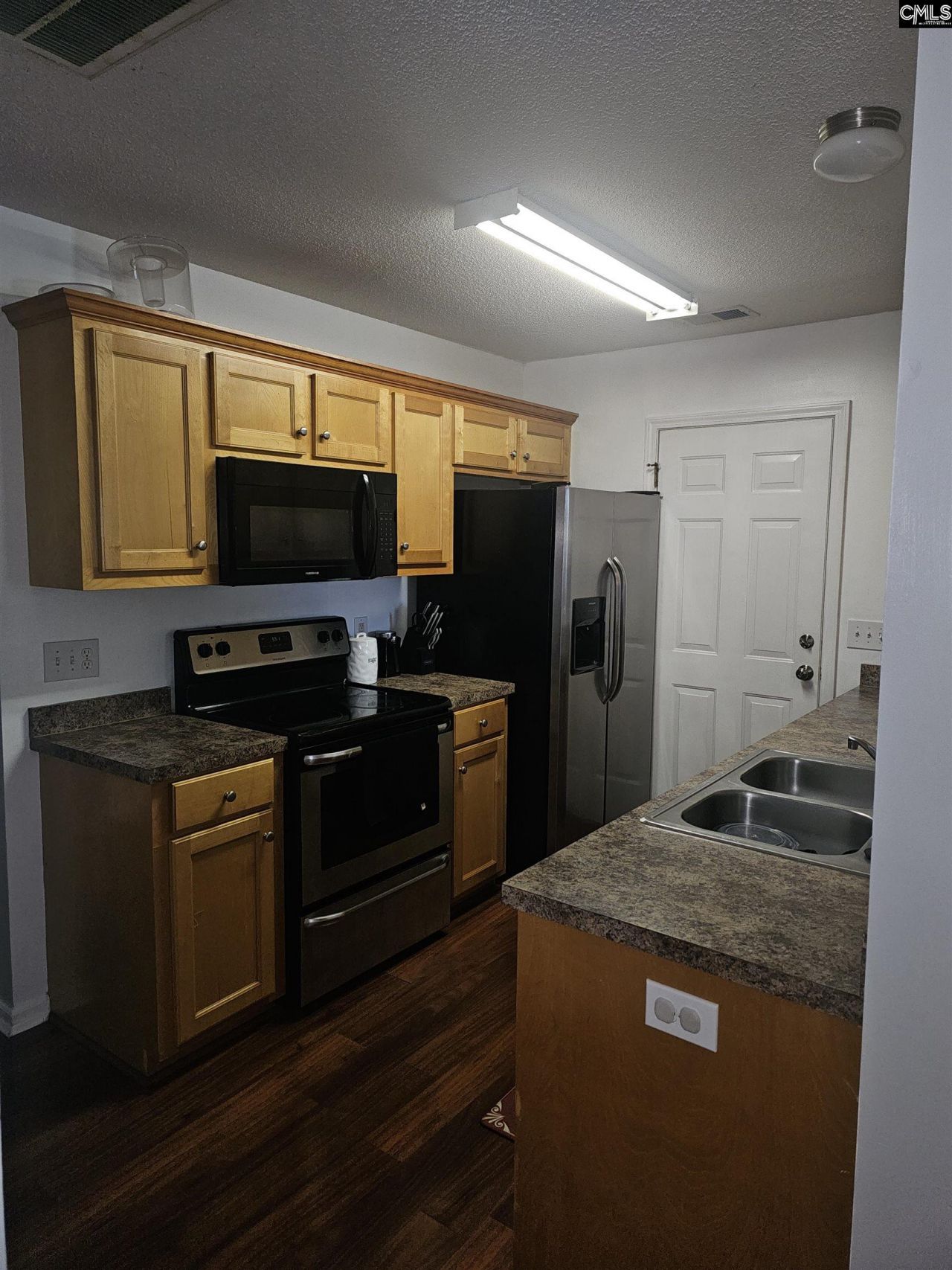 224 Mariscat Place  Photo 5