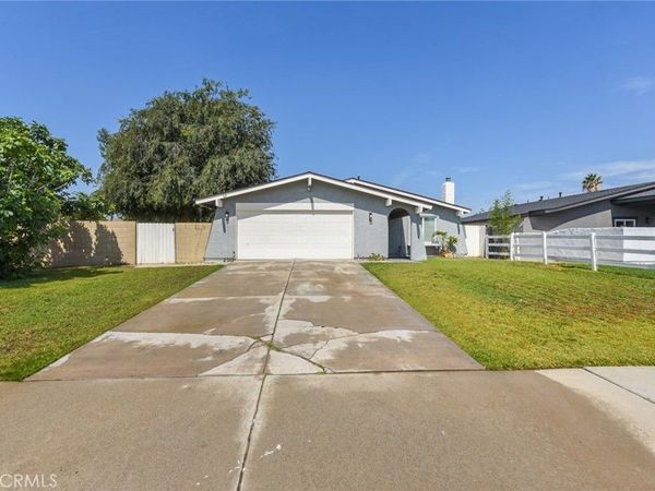 4466 Bartel , Riverside, CA 92503