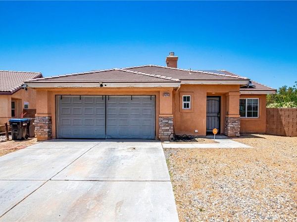 45265 Sancroft , Lancaster, CA 93535