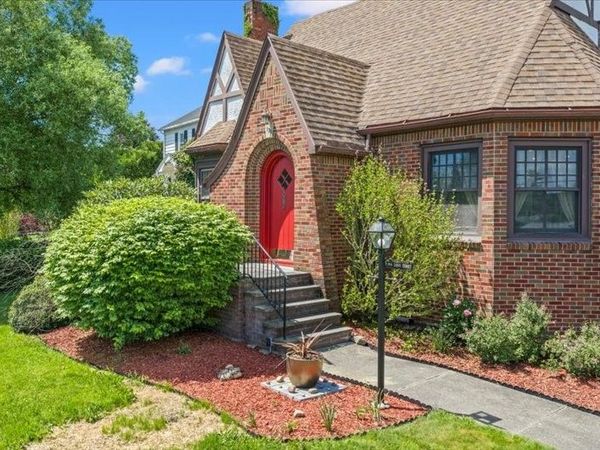196 Leroy Street, Binghamton, NY 13905
