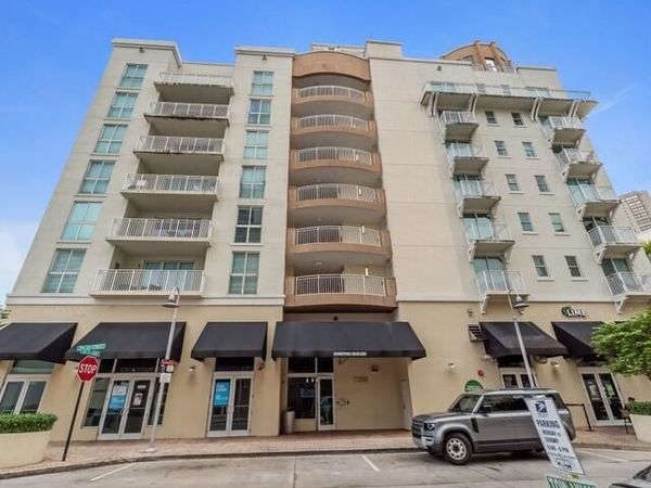 7280 SW 90th Street, Unit E201, Miami, FL 33156