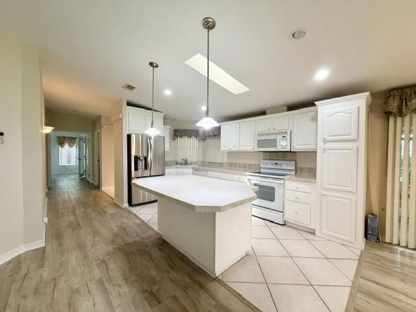 7654 Red Crossbill Court, Port St. Lucie, FL 34952