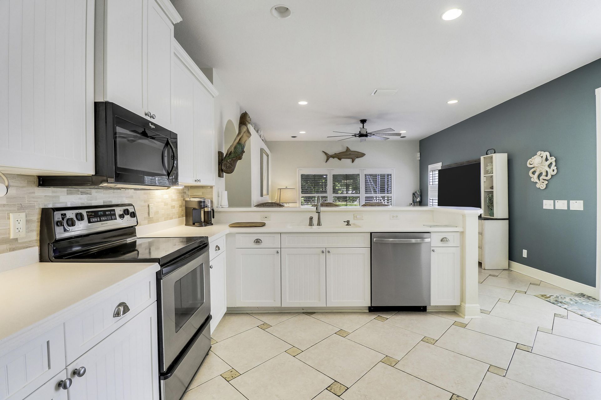 654 NE Little Kayak Point, Port Saint Lucie, FL 34983 Photo
