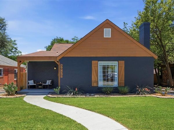 3935 El Campo Avenue , Fort Worth, TX 76107