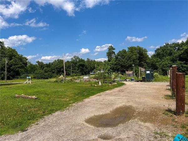 302 E Oak Street, Weir, KS 66781