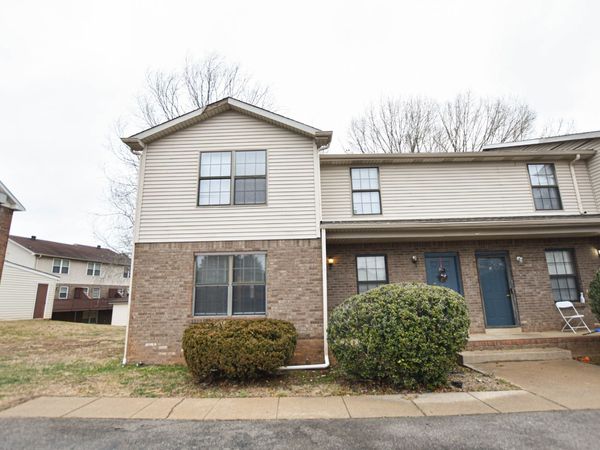 1533 E Knollwood Circle , Unit 1, Clarksville, TN 37043