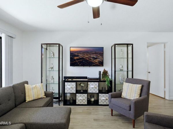 16635 N CAVE CREEK Road, Unit 127, Phoenix, AZ 85032
