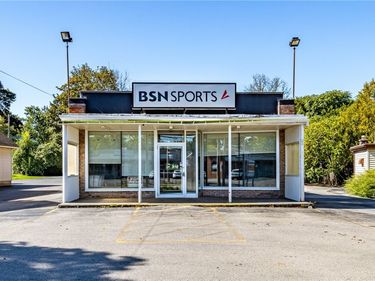 2195 Monroe Avenue , Rochester, NY 14618