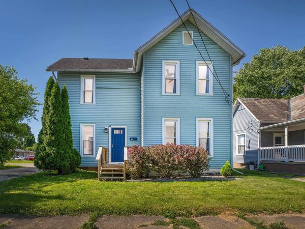 93 Hancock St, Newark, OH 43055