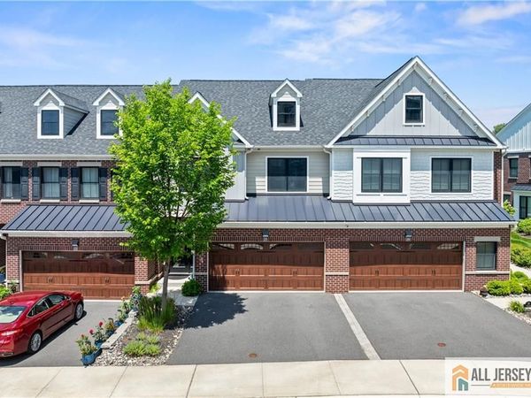 21 Riverwalk, Plainsboro, NJ 08536