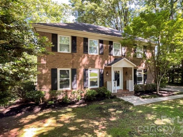731 Ashmeade Road , Charlotte, NC 28211