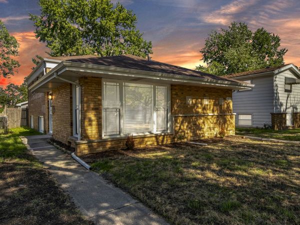 14613 Dante Avenue , Dolton, IL 60419
