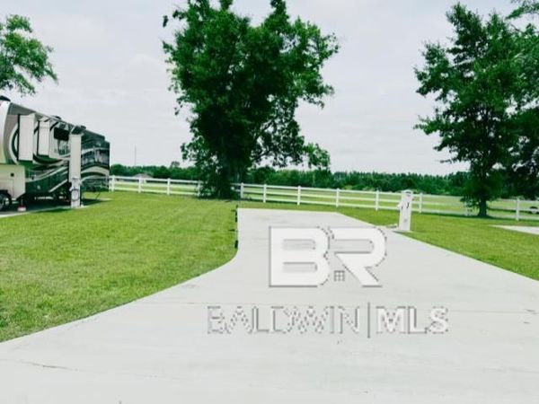 12393 Gateway Drive, Elberta, AL 36530
