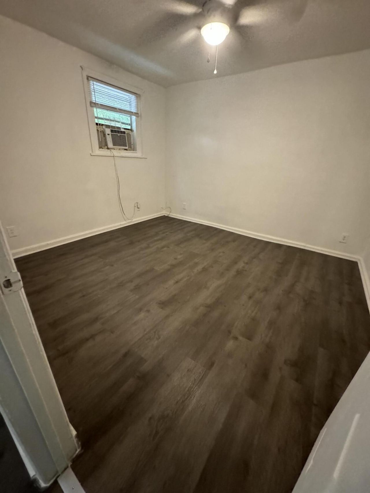 3545 Admiral Drive Photo 5