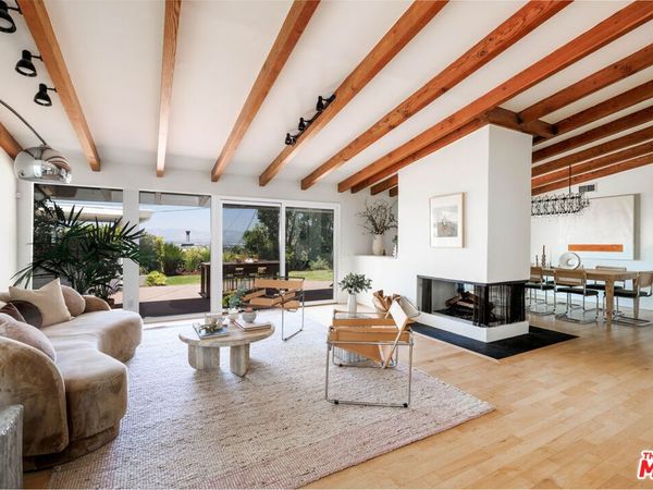 3554 Berry Drive , Studio City, CA 91604