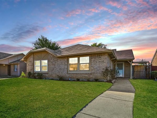 6005 Dooley Drive, The Colony, TX 75056