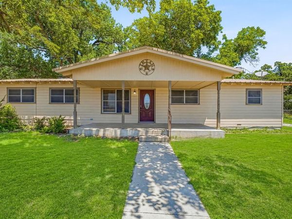 1571 W Ash Street, Stephenville, TX 76401
