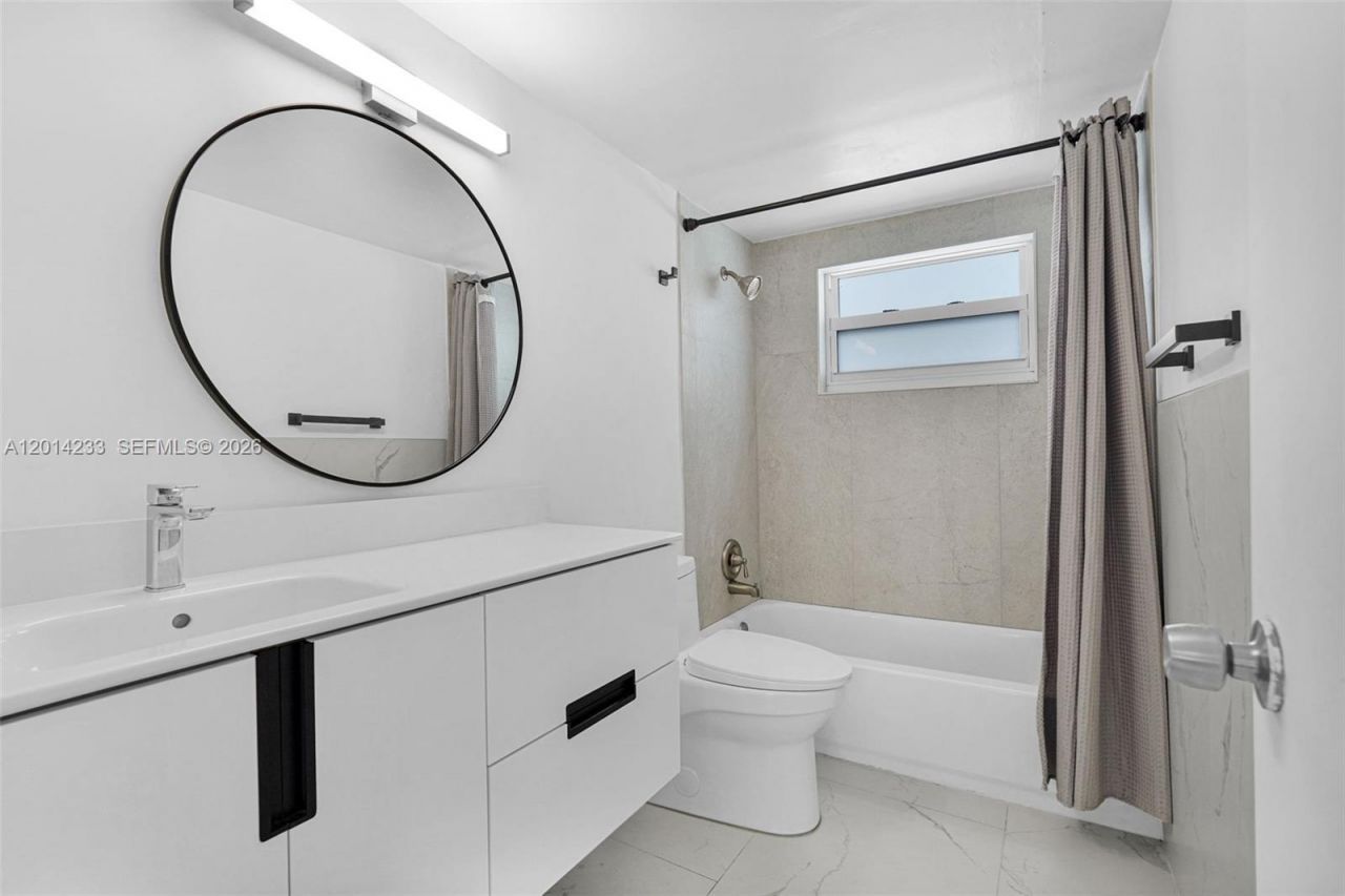 1075 93rd St , Unit 207, Bay Harbor Islands, FL 33154 Photo