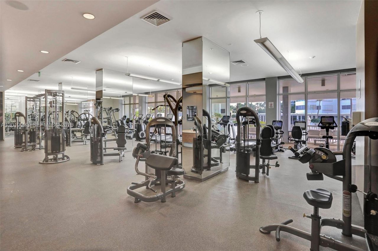10275 Collins Ave, Unit 829, Bal Harbour, FL 33154 Photo