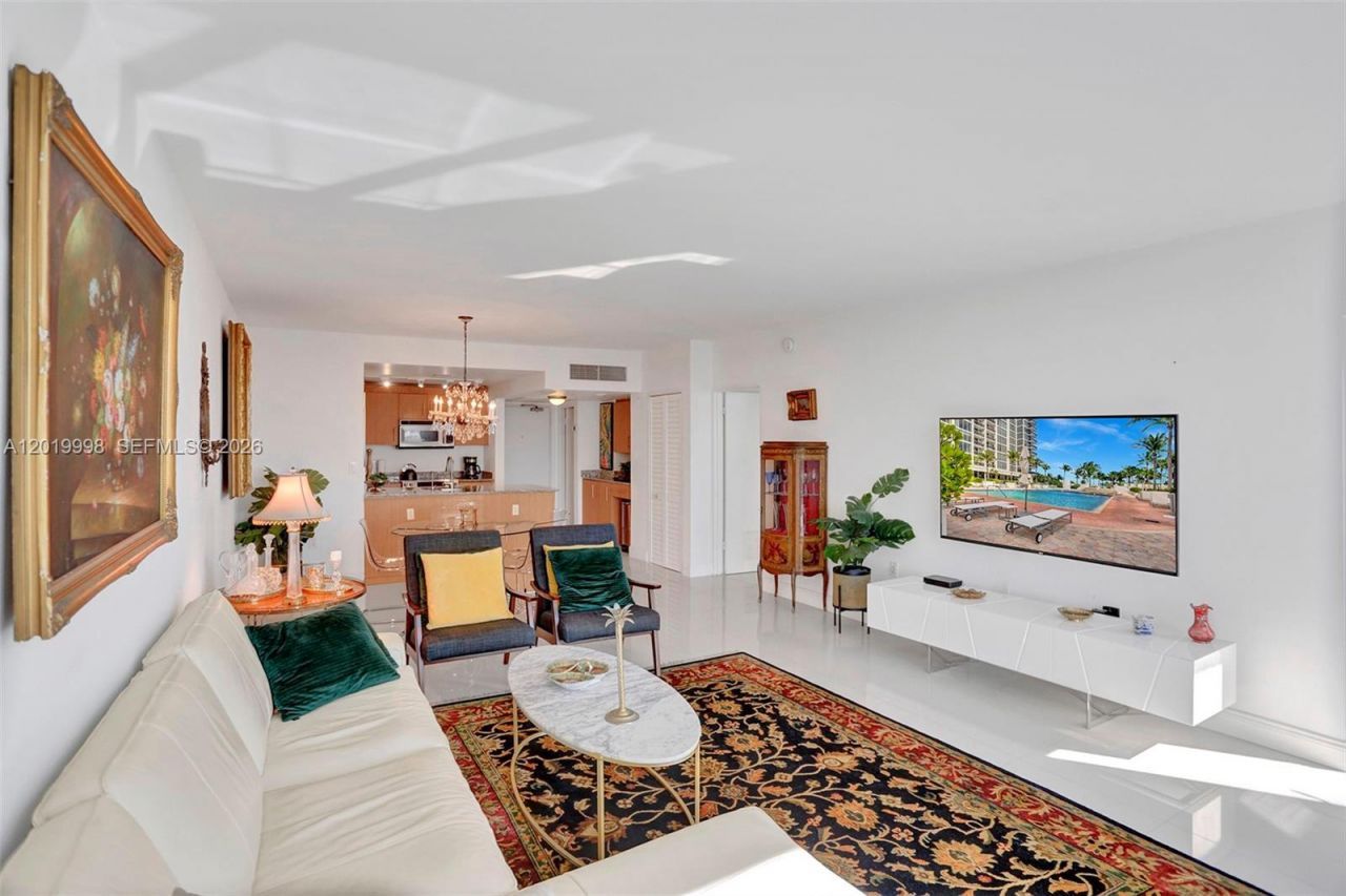 10275 Collins Ave, Unit 829, Bal Harbour, FL 33154 Photo