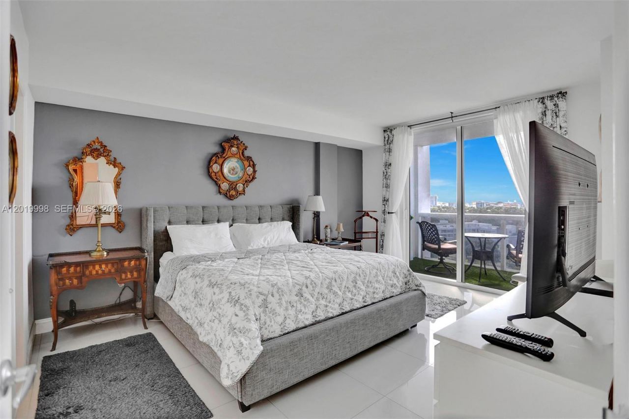 10275 Collins Ave, Unit 829, Bal Harbour, FL 33154 Photo