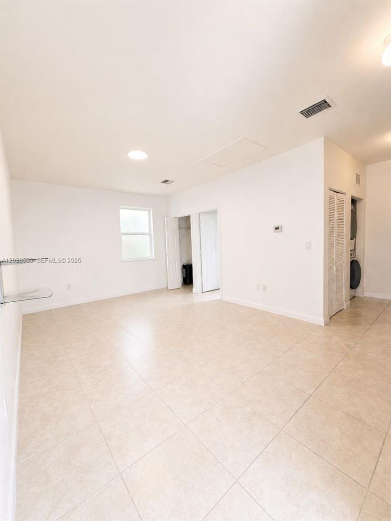 17001 SW 96th St , Miami, FL 33196 Photo