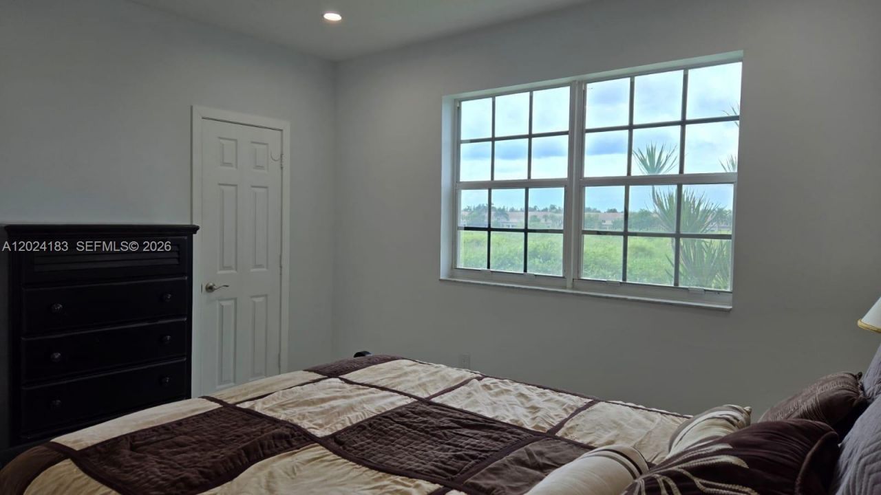 230 SW 117th Ter , Unit 11202, Pembroke Pines, FL 33025 Photo