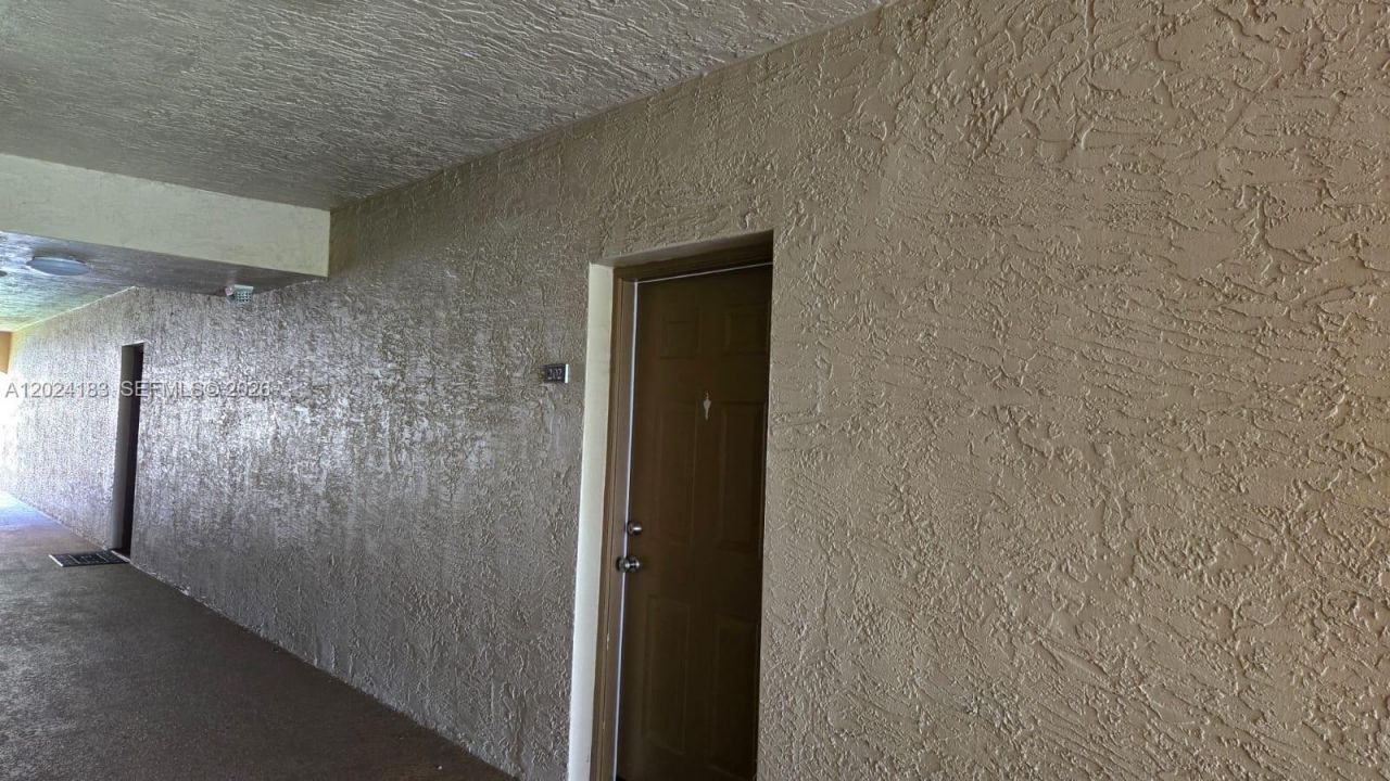 230 SW 117th Ter , Unit 11202, Pembroke Pines, FL 33025 Photo