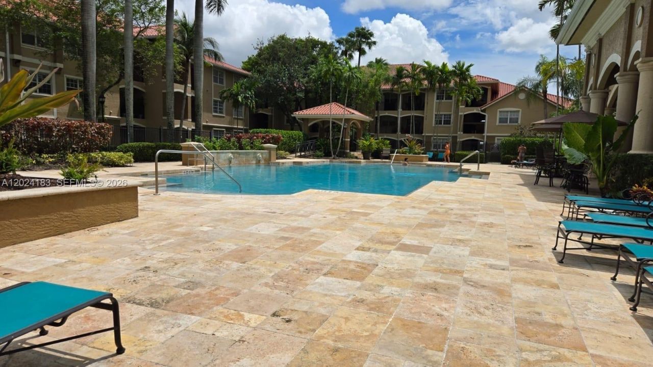 230 SW 117th Ter , Unit 11202, Pembroke Pines, FL 33025 Photo