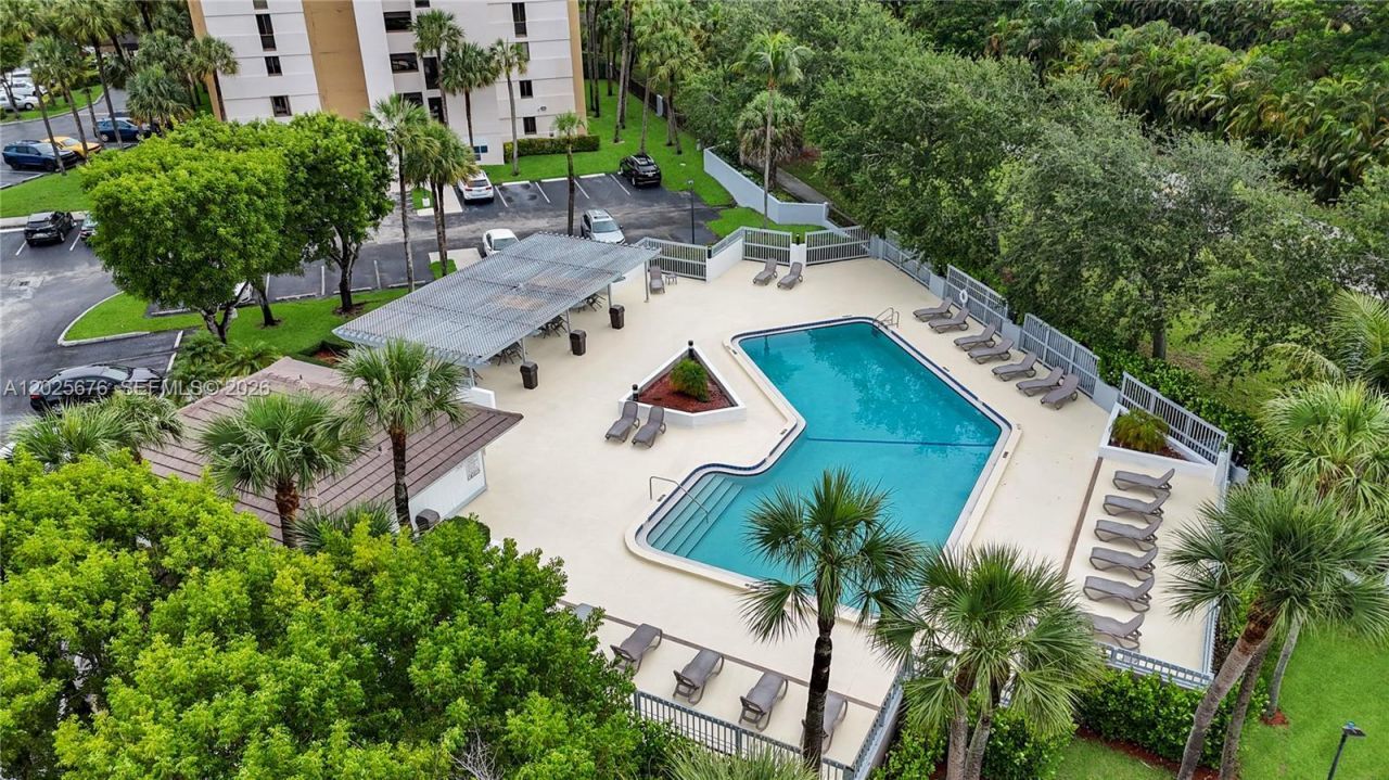 9735 NW 52nd St, Unit 209, Doral, FL 33178 Photo